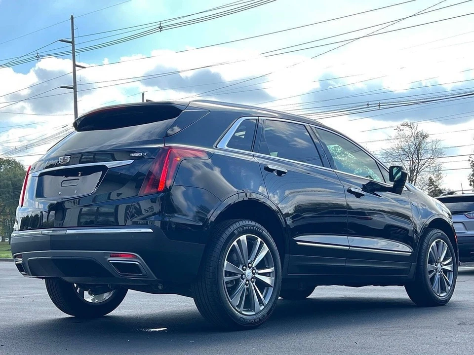 2025 Cadillac XT5 - Image 20 of 21