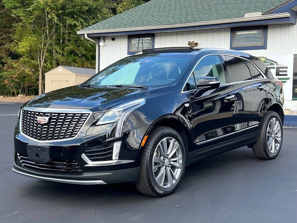 2025 Cadillac XT5 - Image 11 of 21