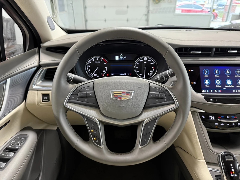 2025 Cadillac XT5 - Image 13 of 21