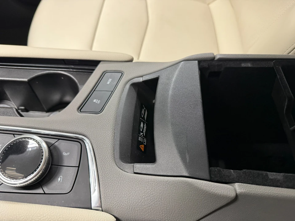 2025 Cadillac XT5 - Image 20 of 21