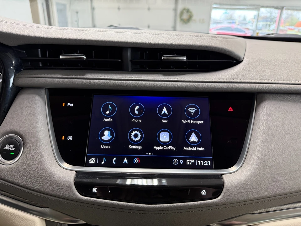 2025 Cadillac XT5 - Image 16 of 21