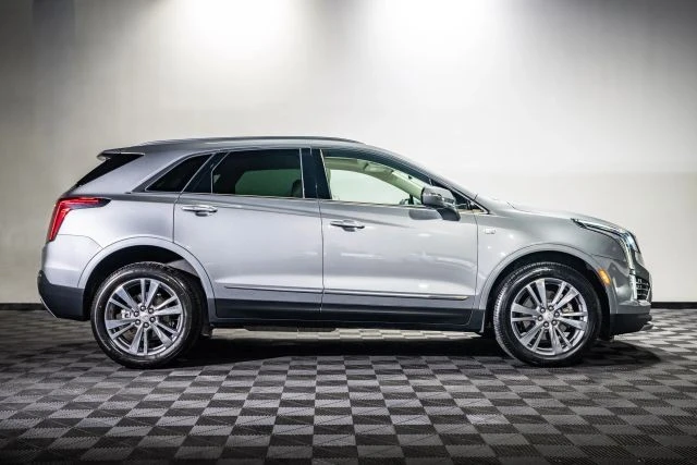 2025 Cadillac XT5 - Image 4 of 21