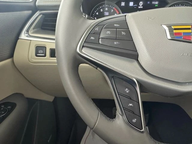 2025 Cadillac XT5 - Image 15 of 21