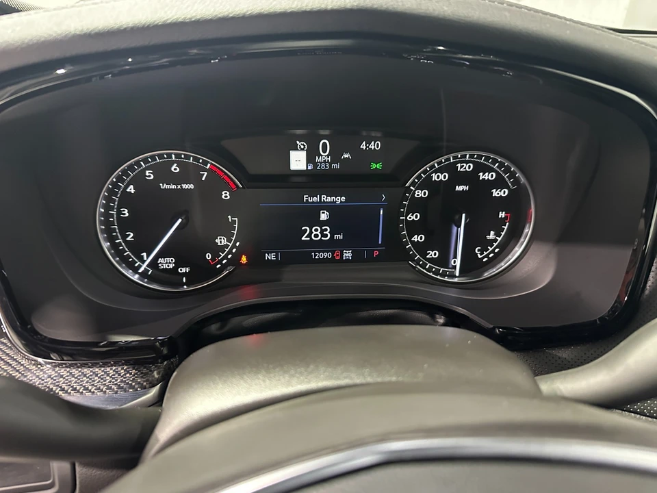 2025 Cadillac XT5 - Image 16 of 21