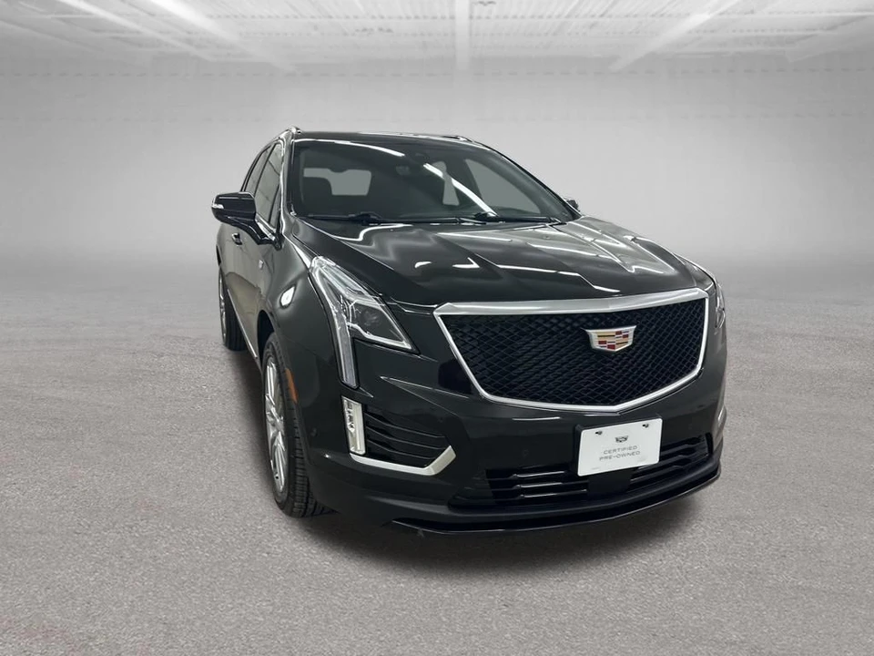 2025 Cadillac XT5 - Image 2 of 21