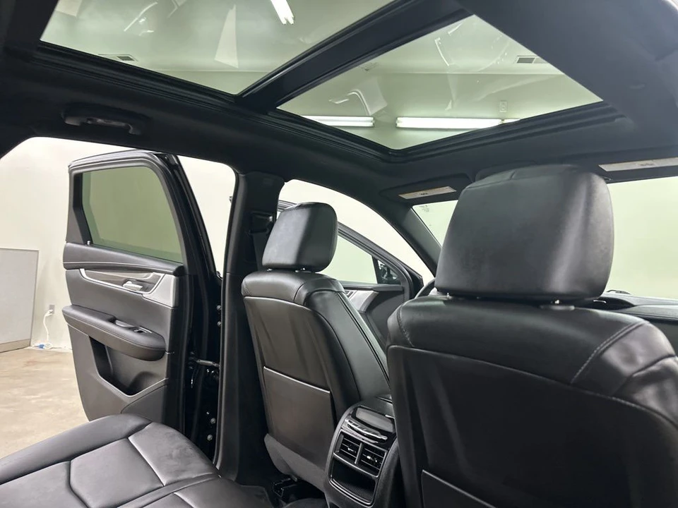 2025 Cadillac XT5 - Image 20 of 21