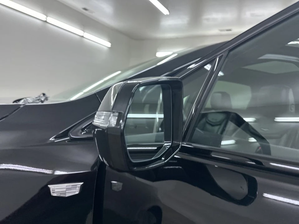 2025 Cadillac XT5 - Image 15 of 21