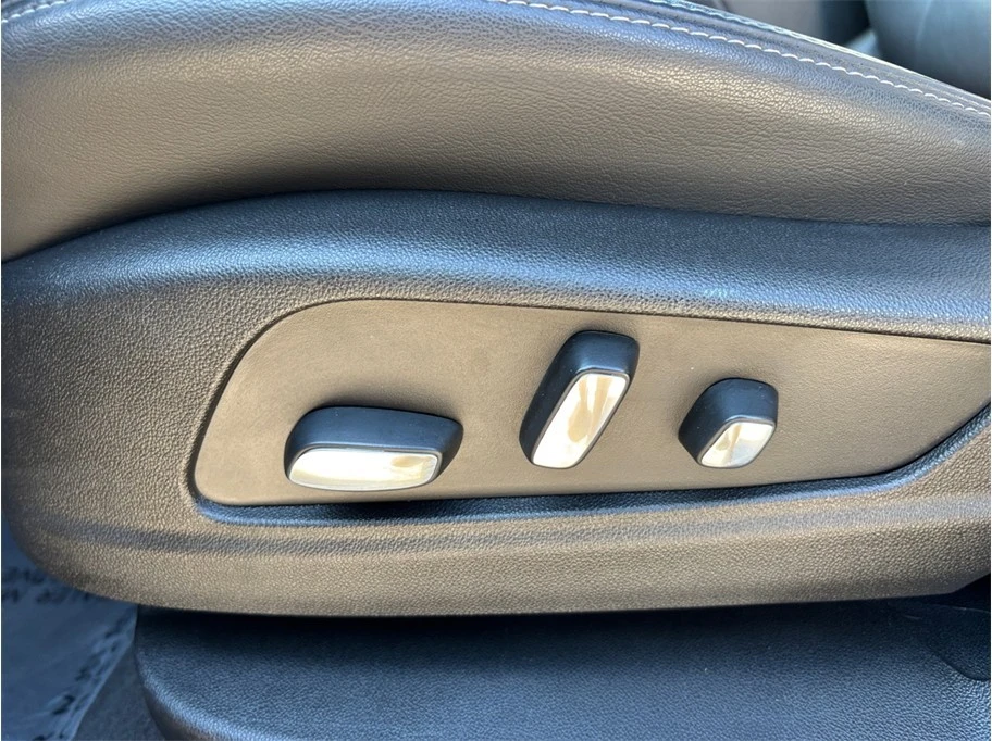 2025 Cadillac XT6 - Image 21 of 21
