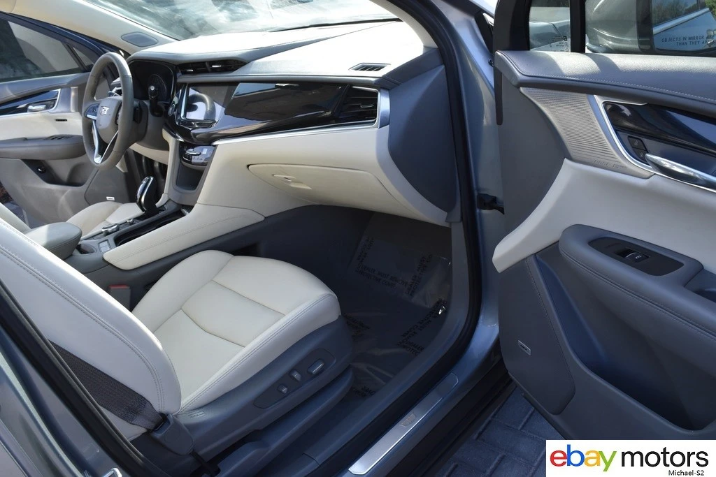 2025 Cadillac XT6 - Image 14 of 21