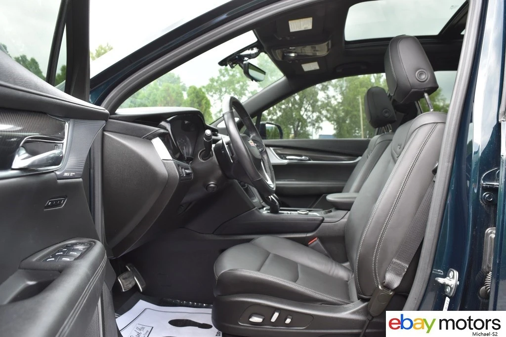 2025 Cadillac XT6 - Image 10 of 24