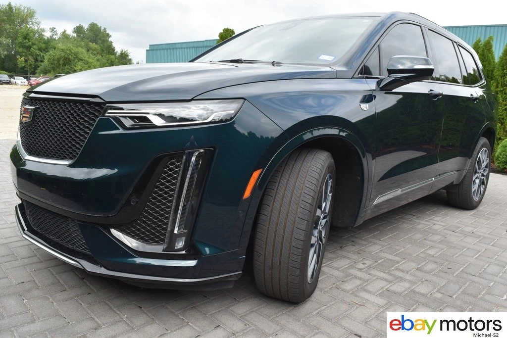 2025 Cadillac XT6 - Image 9 of 24