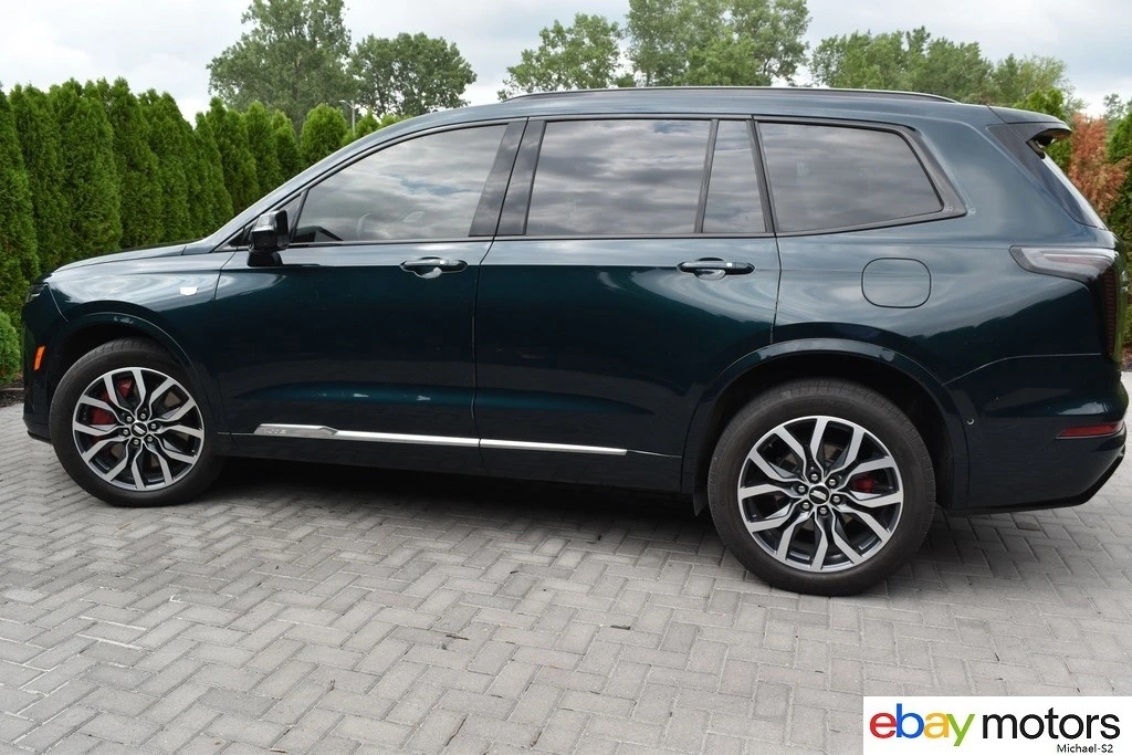 2025 Cadillac XT6 - Image 8 of 24