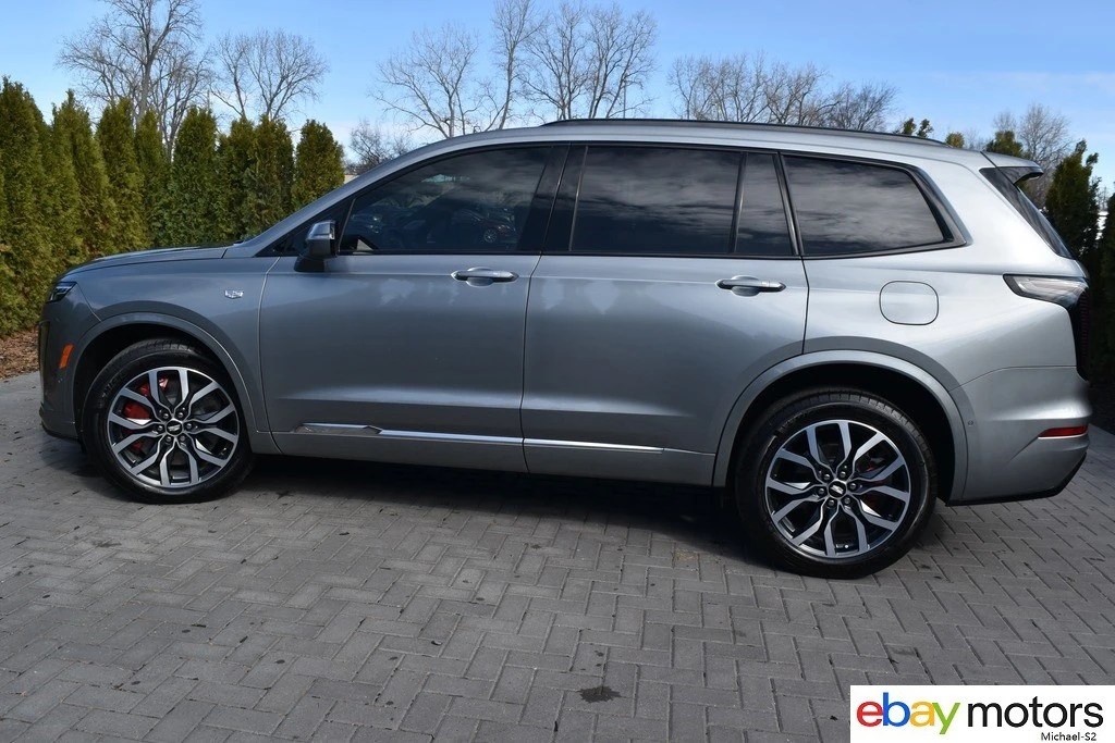 2025 Cadillac XT6 - Image 8 of 21