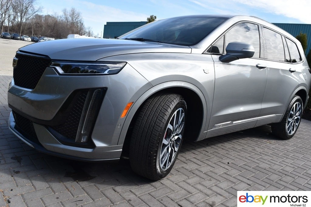 2025 Cadillac XT6 - Image 9 of 21