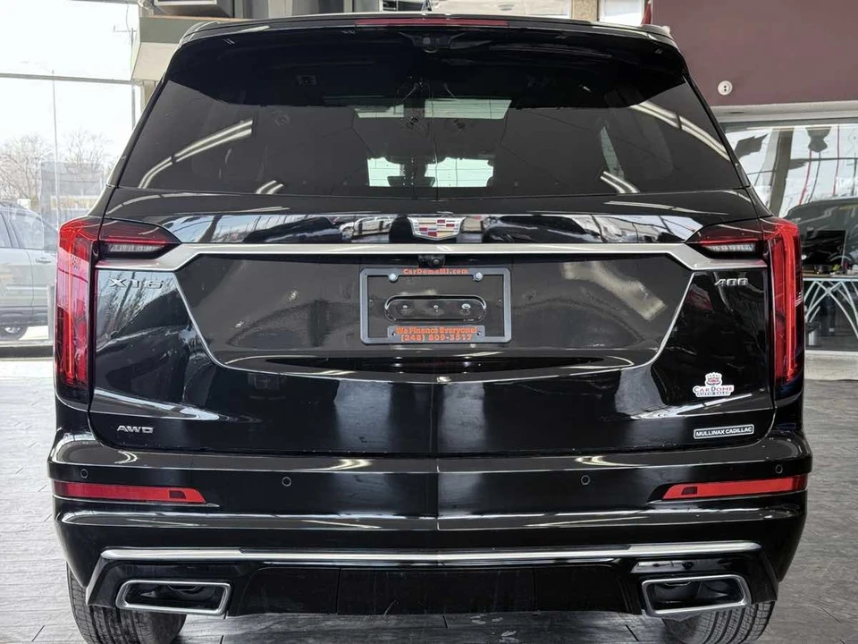 2025 Cadillac XT6 - Image 14 of 21