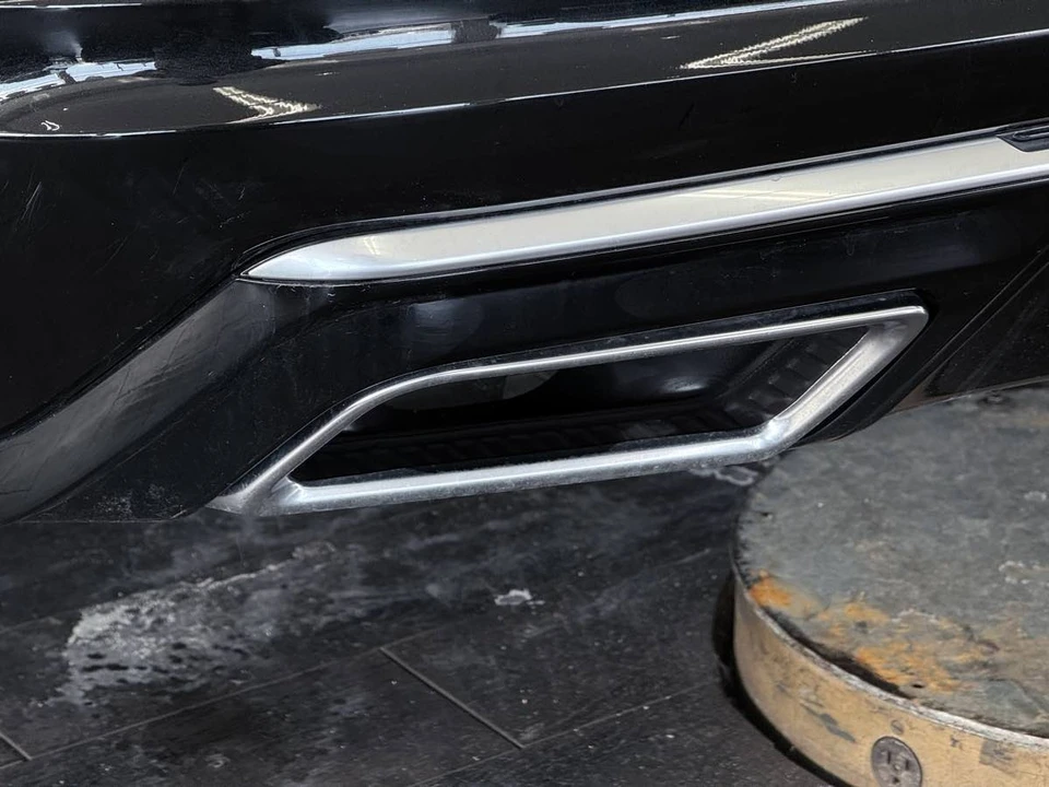 2025 Cadillac XT6 - Image 19 of 21