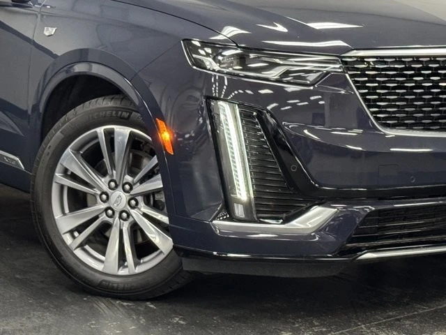 2025 Cadillac XT6 - Image 4 of 12