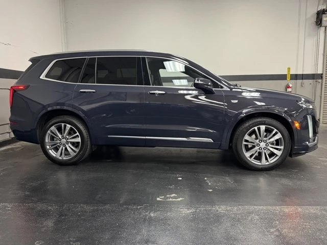 2025 Cadillac XT6 - Image 5 of 12