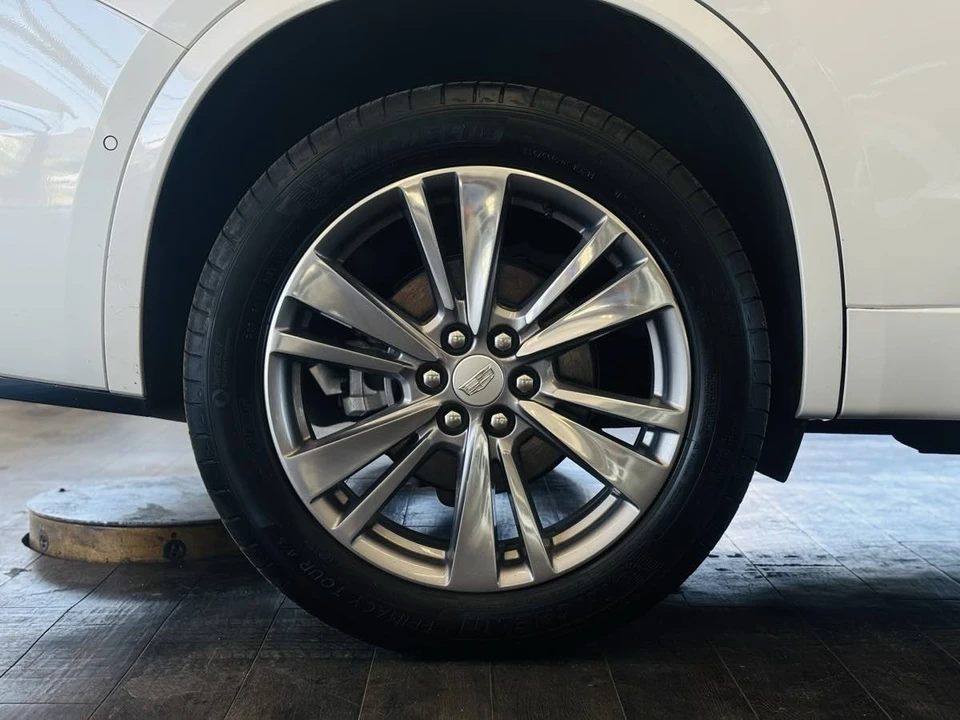 2025 Cadillac XT6 - Image 26 of 31