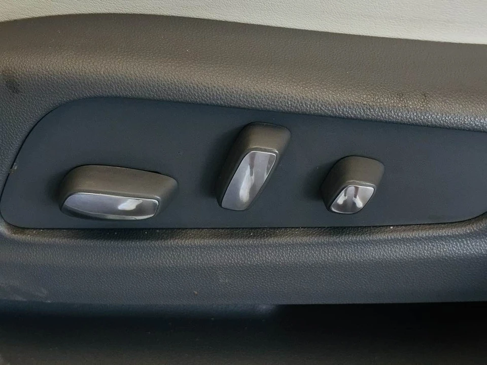 2025 Cadillac XT6 - Image 31 of 31
