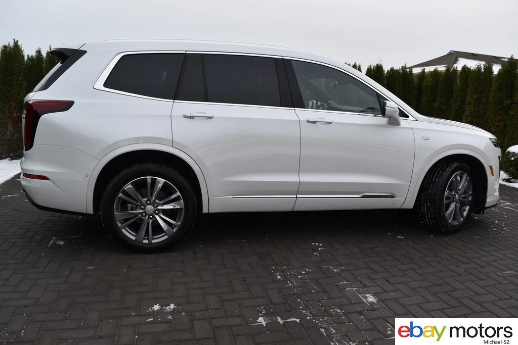 2025 Cadillac XT6 - Image 4 of 21
