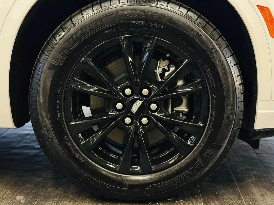 2025 Cadillac XT6 - Image 6 of 21