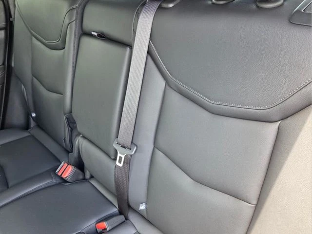 2025 Cadillac XT6 - Image 17 of 31