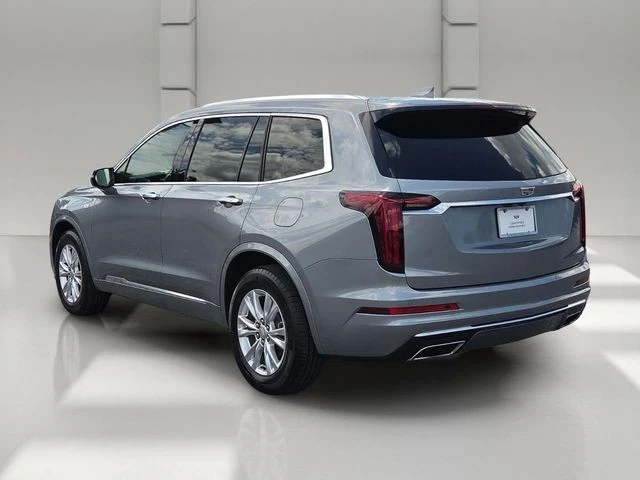 2025 Cadillac XT6 - Image 3 of 31