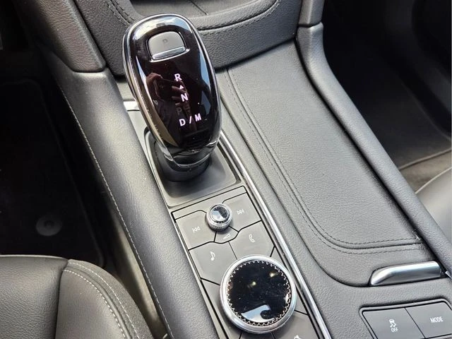 2025 Cadillac XT6 - Image 26 of 31