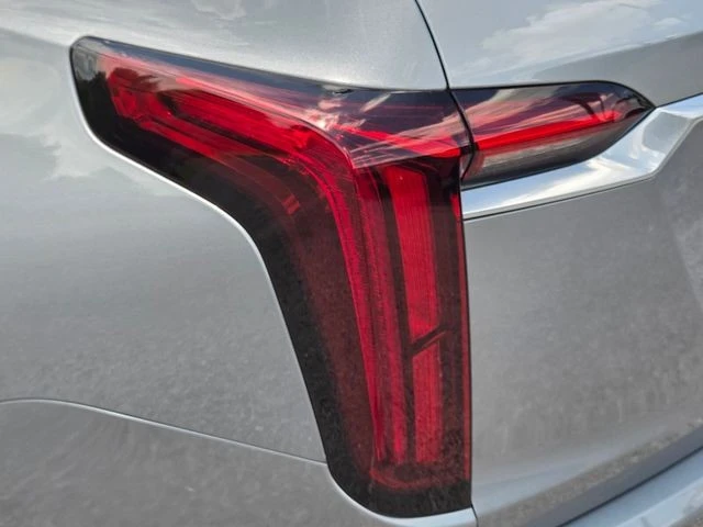 2025 Cadillac XT6 - Image 11 of 31