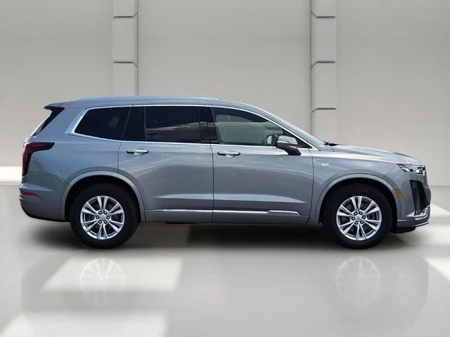 2025 Cadillac XT6 - Image 6 of 31