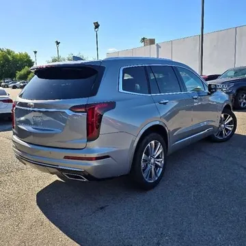 2025 Cadillac XT6 Premium Luxury