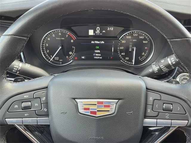 2025 Cadillac XT6 - Image 14 of 21