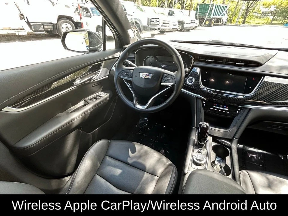 2025 Cadillac XT6 - Image 9 of 12