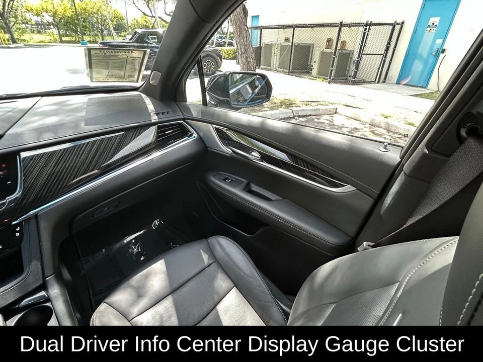 2025 Cadillac XT6 - Image 11 of 12