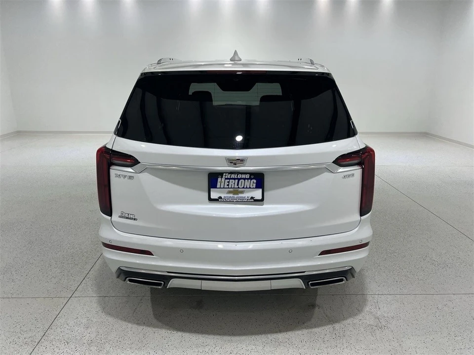 2025 Cadillac XT6 - Image 7 of 12