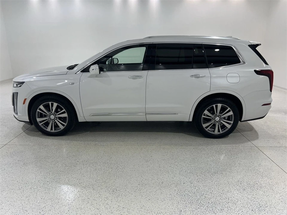2025 Cadillac XT6 - Image 5 of 12