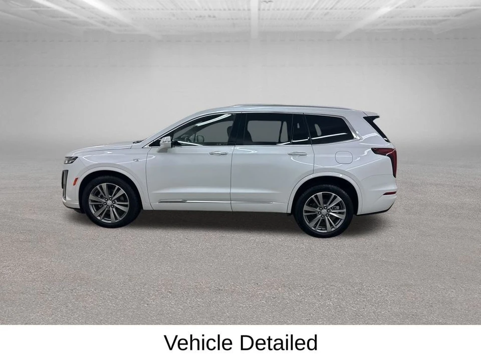 2025 Cadillac XT6 - Image 8 of 12
