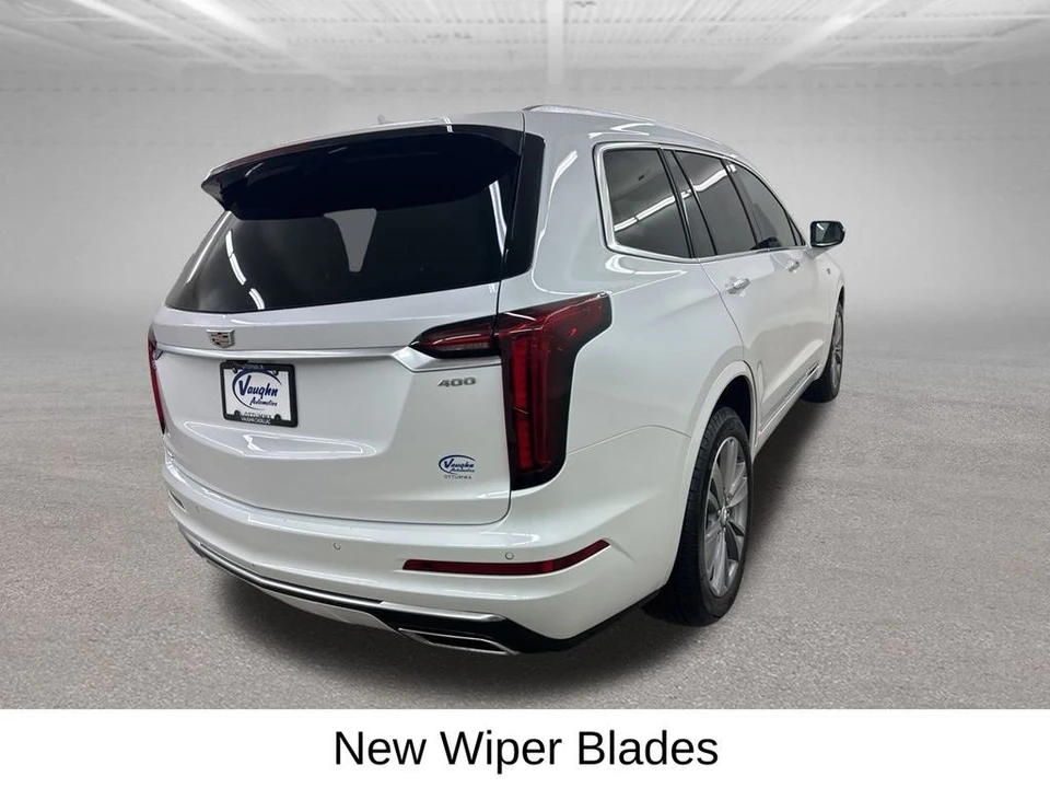 2025 Cadillac XT6 - Image 13 of 21