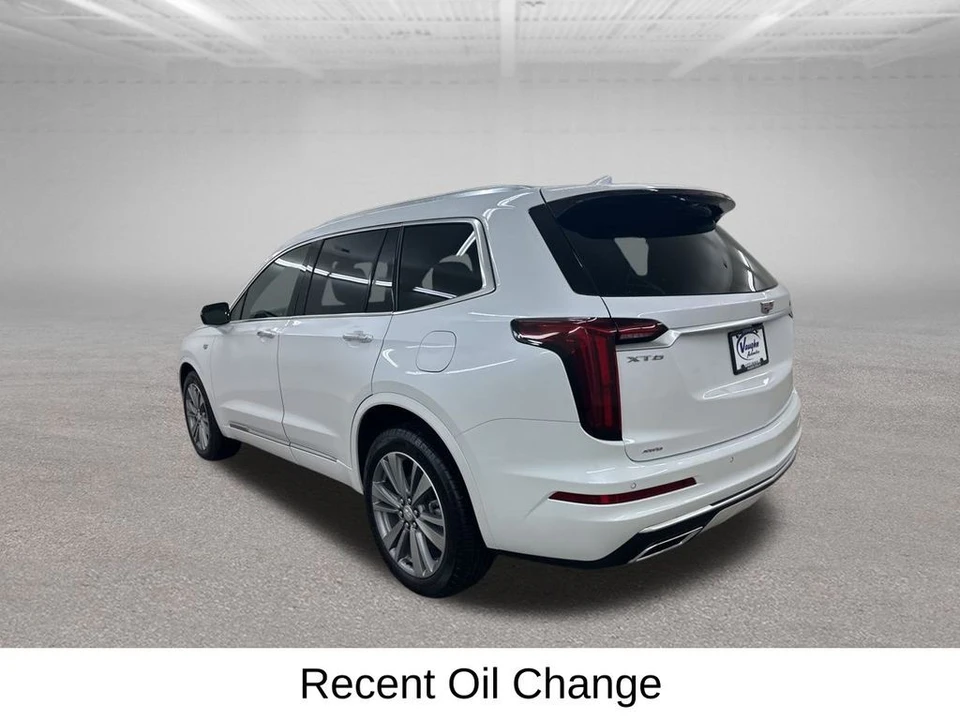 2025 Cadillac XT6 - Image 9 of 12