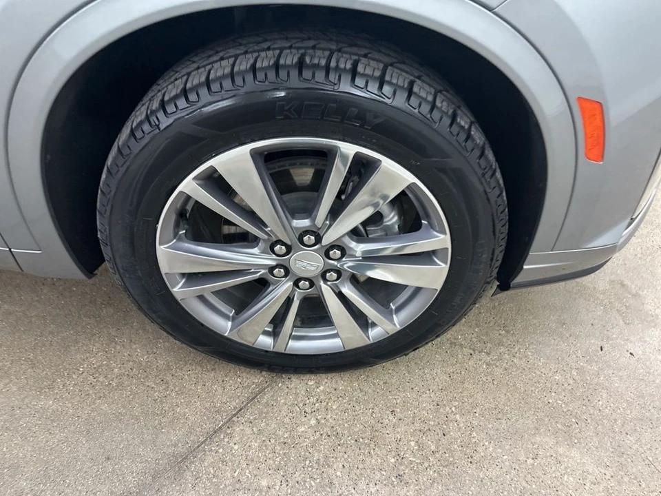 2025 Cadillac XT6 - Image 12 of 12