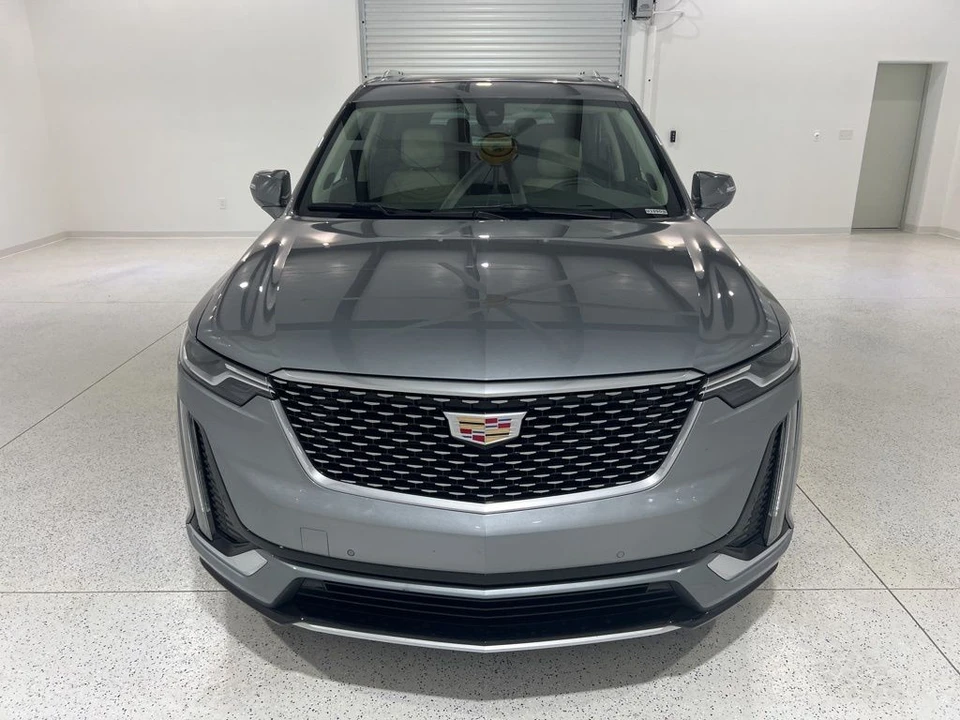 2025 Cadillac XT6 - Image 8 of 21