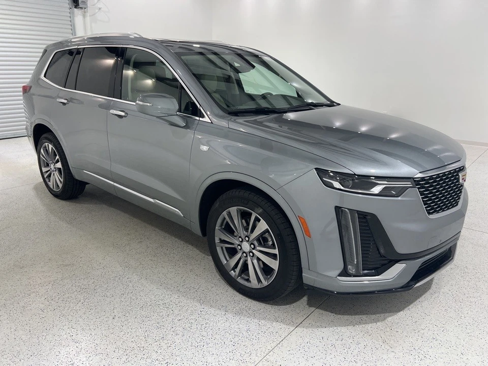 2025 Cadillac XT6 - Image 7 of 21