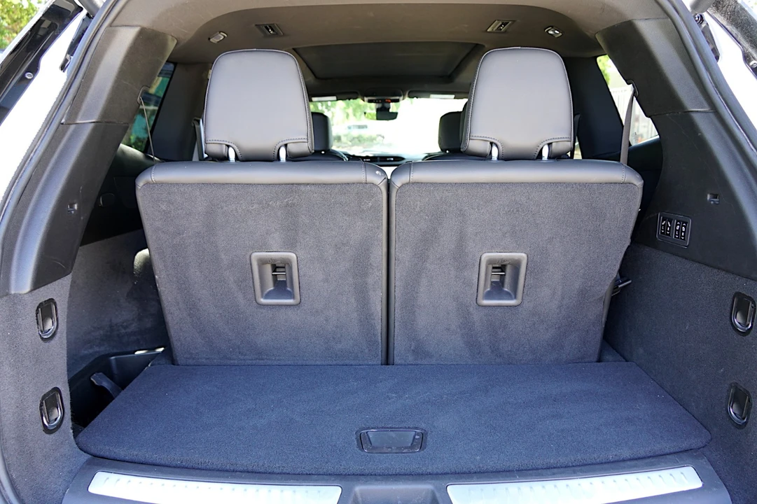 2025 Cadillac XT6 - Image 23 of 31