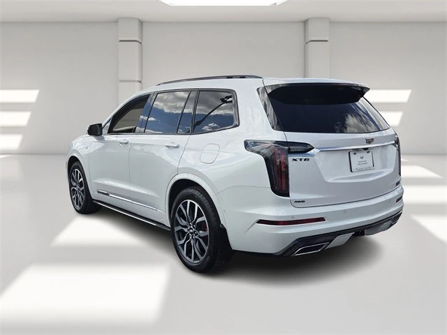 2025 Cadillac XT6 - Image 3 of 21