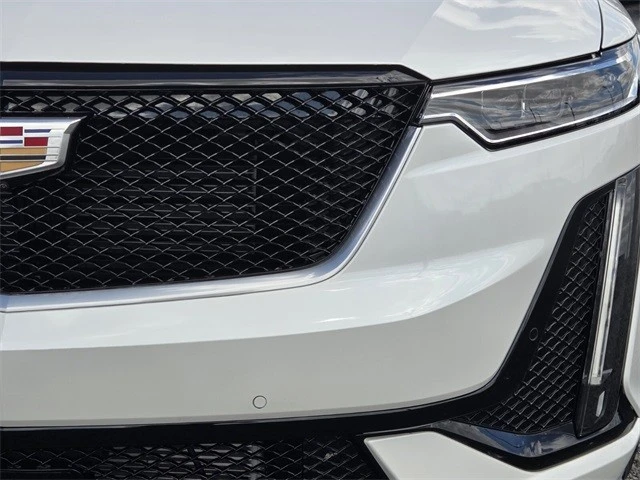 2025 Cadillac XT6 - Image 10 of 21