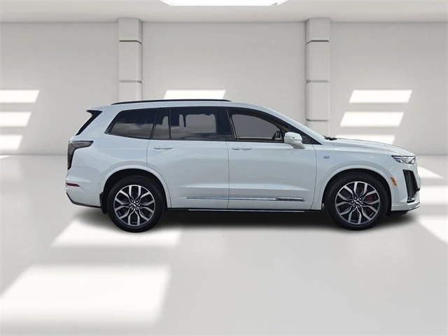 2025 Cadillac XT6 - Image 6 of 21