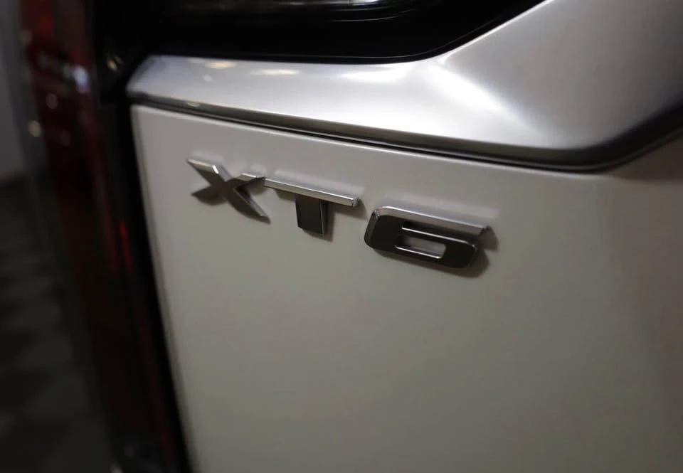 2025 Cadillac XT6 - Image 17 of 19
