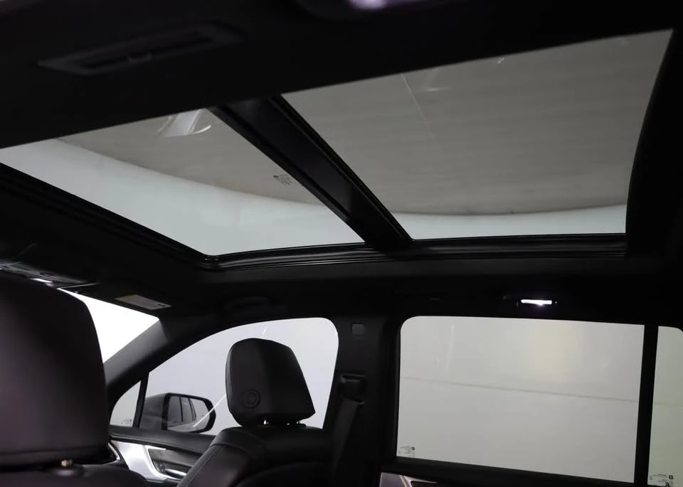 2025 Cadillac XT6 - Image 14 of 19