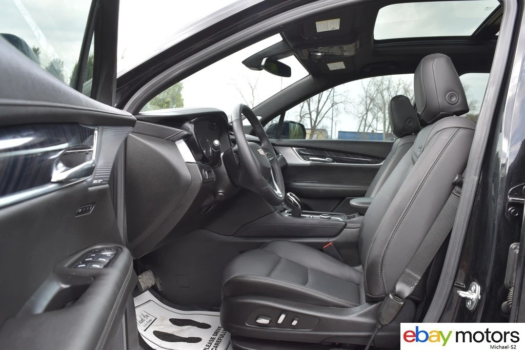 2025 Cadillac XT6 - Image 10 of 21